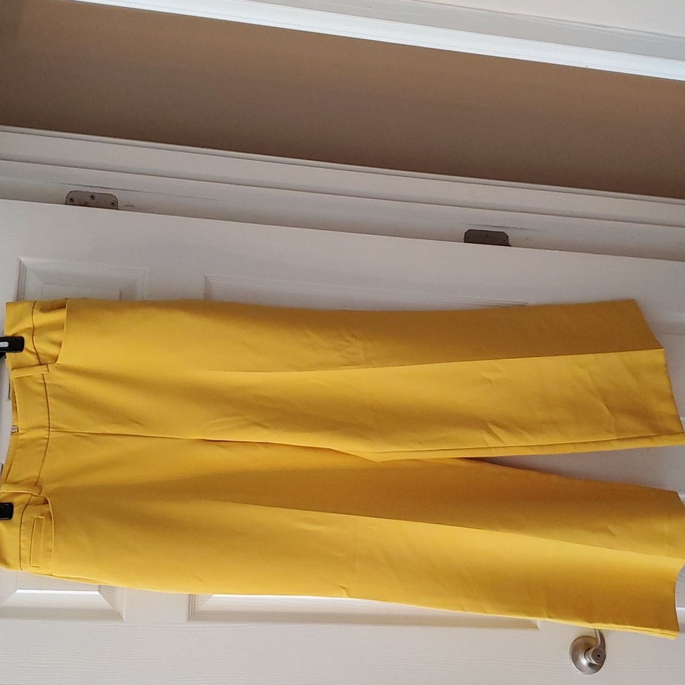 New York & Co. Yellow Dress Pants Size 16